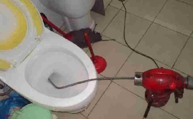 台前马桶通下水
